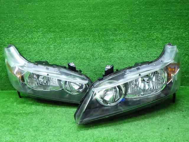 ホンダ　RN6　RN7　ストリーム　前期　ヘッドライト　左右　HID　100-22652　C　240719040