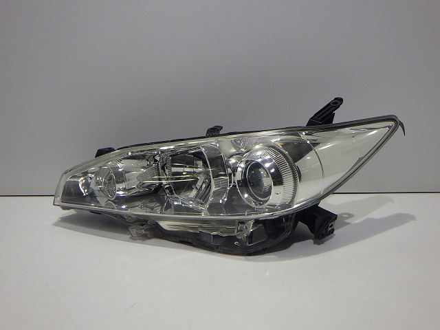 20系 ウィッシュ 左ヘッドライト ハロゲン ZGE20/25 68-15 X 81150-68071 コーティング 綺麗 260224040