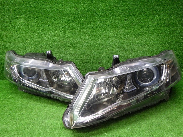 ホンダ RB3/4 オデッセイ 前期 ヘッドライト左右 HID P7692 J0 バラスト付 241120045