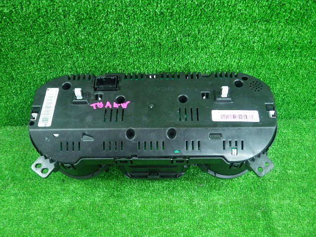【中古】 スズキ ＴＤＡ4W エスワード スピードメーター 190618229 中古 車 パーツ 中古パーツ 中古部品 カスタム 即発送の通販は