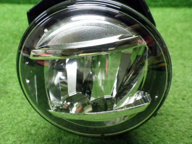 ダイハツ LA150S LA160S ムーヴカスタム LED 右フォグランプ 114-11092