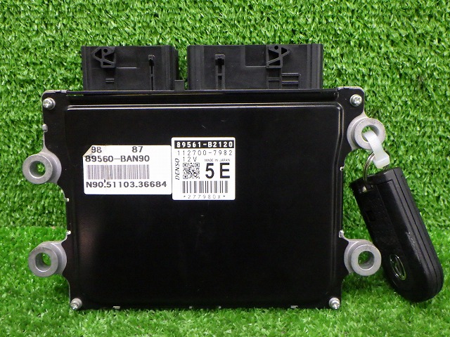 ダイハツ LA260S キャスト エンジンコンピューター 89561-B2120