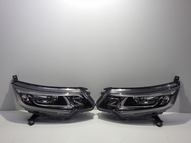 フリード ヘッドライト左右 LED GB5/6 W2172 J5 33150/33100-TDK-J51 コーティング 260424253