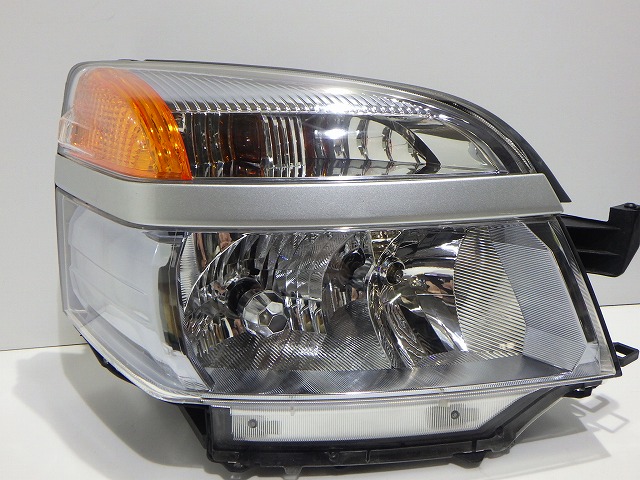 ヴォクシー ヘッドライト左右 HID AZR60/65 前期 28-154 C2 81110/81150-28680 コーティング 綺麗 260520053_4