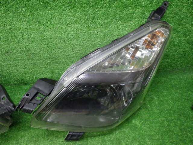 トヨタ　NCP100/105　ラクティス　前期　ヘッドライト　左右　HID　52-157　8　230508056｜au PAY マーケット