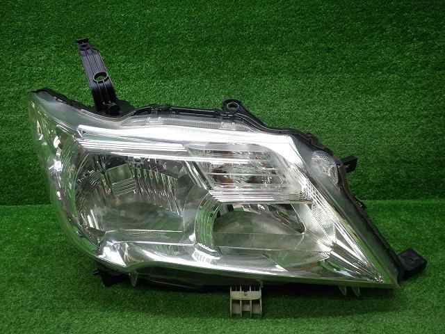 日産 C26 NC26 セレナ 前期 右ヘッドライト キセノン HID 100-23097 B