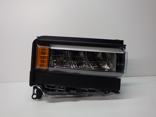 ランドクルーザー 250 右ヘッドライト LED TRJ GDJ 250 60-343 4V 81110-60S40 コーティング 新車外し 260128057