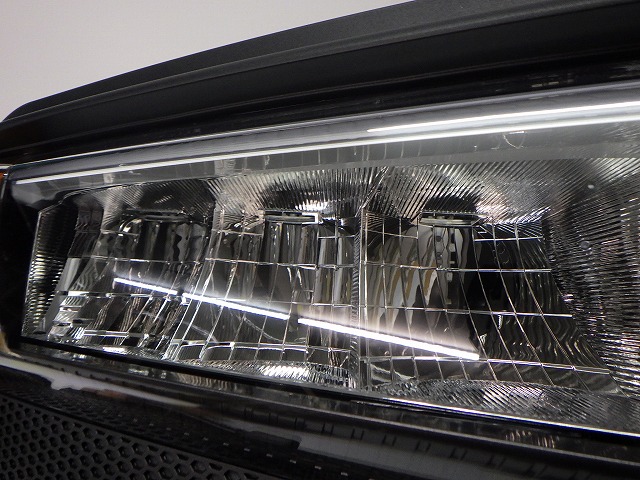 ランドクルーザー 250 右ヘッドライト LED TRJ GDJ 250 60-343 4V 81110-60S40 コーティング 新車外し 260128057_3