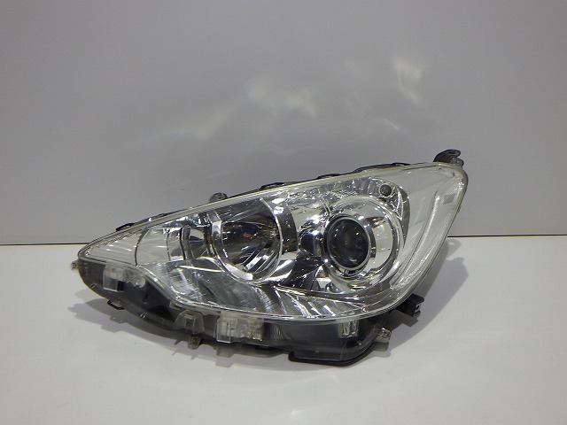 アクア 左ヘッドライト ハロゲン NHPIO 前期 52-244 K 81150-52E60 コーティング 綺麗 260214057