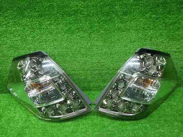 ホンダ ホンダ　GG7/8　フィットシャトル　テールレンズ　左右　W0020　LED OK　240530106