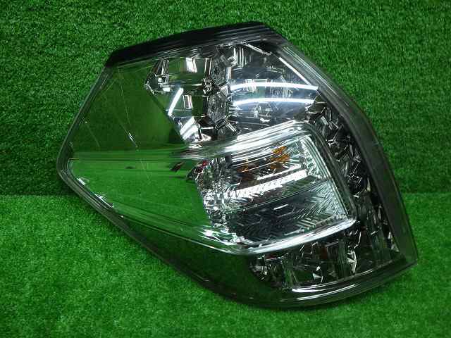 ホンダ ホンダ　GG7/8　フィットシャトル　テールレンズ　左右　W0020　LED OK　240530106