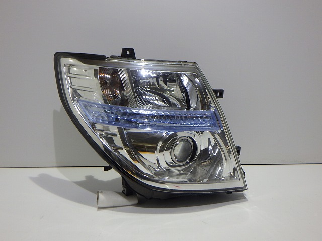 エルグランド 右ヘッドライト キセノン HID E51 NE51 中期 後期 100-24852 26010-WL627 コーティング 260324080