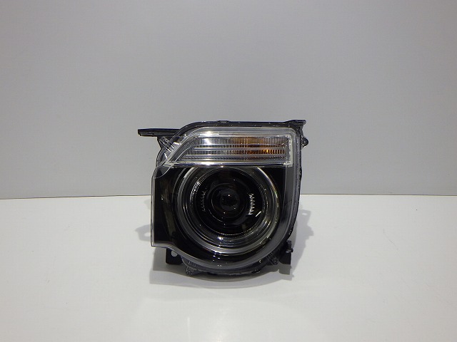 N-WGN 左前照灯 LED JH3 JH4 W4834 33150-TKR-901 上塗り 好いたらしい 260508086