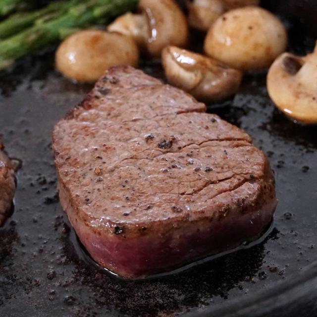 グラスフェッドビーフ 牛 フィレオ ビフテキ 200g x 3枚 仕かける 足し加える600g ニュージーランド産 ホルモン剤不当てはめる 抗生物不当てはめる