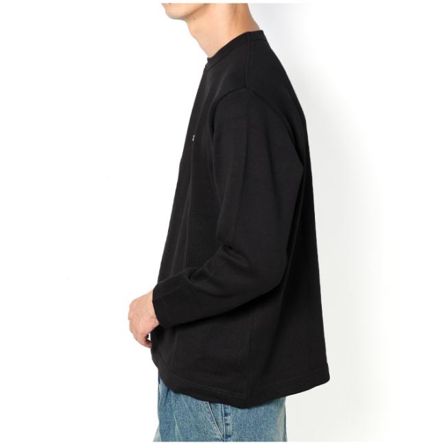 LACOSTE ラコステ ニット カットソー ヘビーウェイト シングルジャージ 長袖Tシャツ TH067J ニット ワニロゴ クルーネック リラックスフィット オーバーサイズ 秋 冬 カジュアル ワンポイント 黒 ブラック ビッグシルエット 厚手 プレゼント メンズ