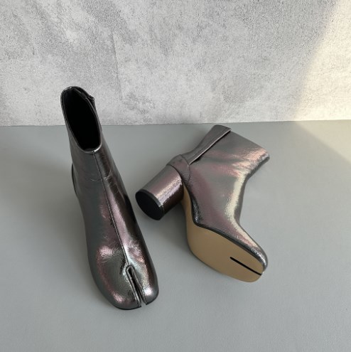 羊革 たび ブーツ 足袋シューズ シープスキン レディース 先割れ スリッポン フラット 艶 モカシン 春夏秋 滑りにくい 蒸れない フォーマル 日常 おしゃれ編まれた靴