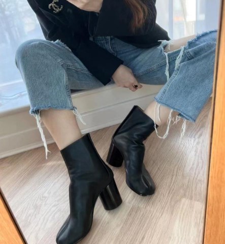 羊革 たび ブーツ 足袋シューズ シープスキン レディース 先割れ スリッポン フラット 艶 モカシン 春夏秋 滑りにくい 蒸れない フォーマル 日常 おしゃれ編まれた靴 羊革 たび ブーツ 足袋シューズ シープスキン レディース 先割れ