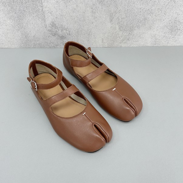 本革 羊革 tabi パンプス 足袋パンプス レディース フラットシューズ