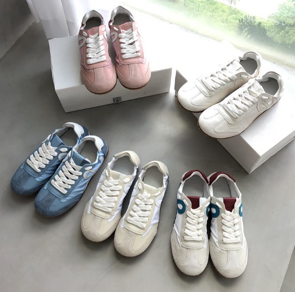 雲を歩くような極上の履き心地！夏向け本革ソフトソールダンス