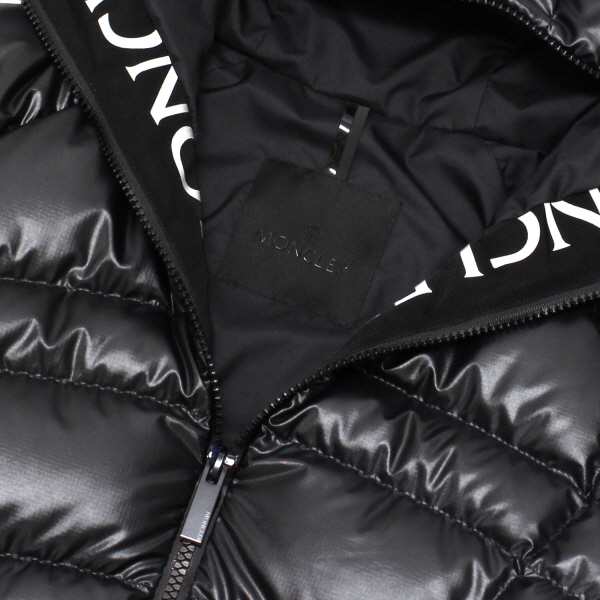 モンクレール MONCLER NARLAY レディース ライトダウンジャケット【ブラック】 1A00018 595OK  999/【2023SS】l-outer｜au PAY マーケット
