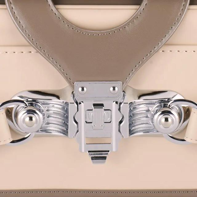 ［ マリークワント MARY QUANT ］ デイジーストライプ ランドセル グレージュ ｜小田急のランドセル 2027 百貨店 送料無料 ６年保証(ラ)_13
