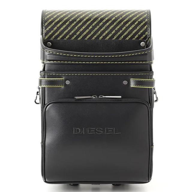 ［ ディーゼル DIESEL ］ エンボスド フィフスポケット ランドセル ブラック／イエローグリーン ｜小田急のランドセル 2027 百貨店 送料無料 ６年保証(ラ)_4