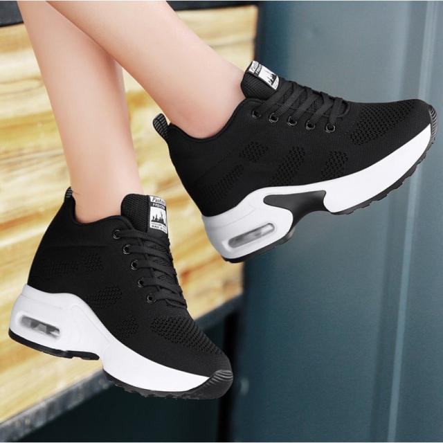 インヒールスニーカー レディース シークレットシューズ 身長アップスニーカー 厚底 ランニングシューズ スニーカー8cmupの通販はau Pay マーケット Klopp