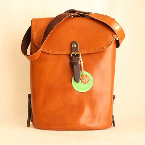 【Less Design】【-alto.／H-oil Leather】フラップリュック A4 【AMSB-1006】 alto アルト ユニセックス レディース メンズ レスデザインの通販は 15,675円