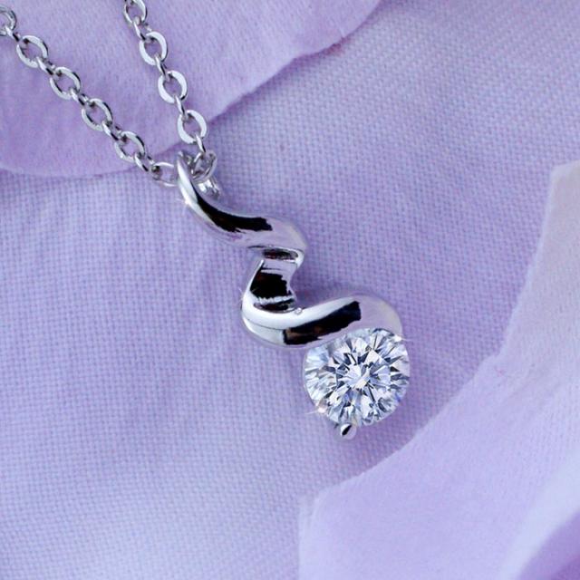 ネックレス レディース アレルギー対応 0.8ct ツイスト  母の日 プレゼント 誕生日 女性 雑貨 60代 40代 20代 30代 50代 母 結婚記念日 プレゼント 妻 ブランド ギフト 即日_1