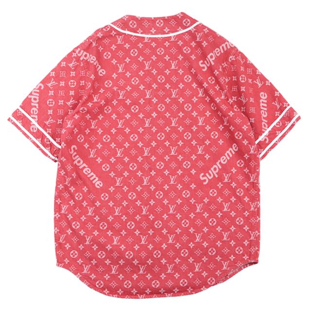 ルイ・ヴィトン × シュプリーム Wネーム コラボ オーバーサイズ デニム ベースボールシャツ モノグラム LV ロゴ コットン100% トップス 半袖 メンズ サイズ S レッド ホワイト 赤 白 総柄 フランス製 LOUIS VUITTON × Supremeの通販は ルイ・ヴィトン × シュプリーム Wネーム コラボ オーバーサイズ デニム ベースボールシャツ モノグラム LV ロゴ コットン100% トップス 半袖 メンズ サイズ S レッド ホワイト 赤 白 総柄 フランス製 LOUIS VUITTON × Supremeの通販は