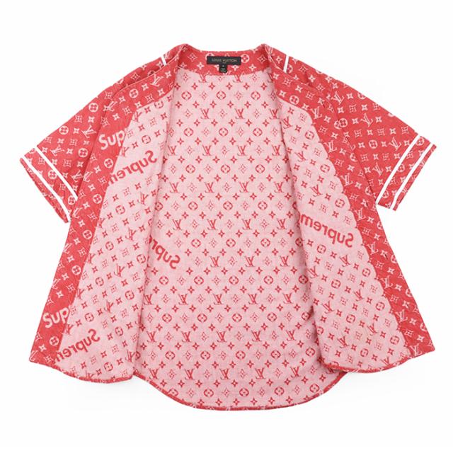 ルイ・ヴィトン × シュプリーム Wネーム コラボ オーバーサイズ デニム ベースボールシャツ モノグラム LV ロゴ コットン100% トップス 半袖 メンズ サイズ S レッド ホワイト 赤 白 総柄 フランス製 LOUIS VUITTON × Supremeの通販は ルイ・ヴィトン × シュプリーム Wネーム コラボ オーバーサイズ デニム ベースボールシャツ モノグラム LV ロゴ コットン100% トップス 半袖 メンズ サイズ S レッド ホワイト 赤 白 総柄 フランス製 LOUIS VUITTON × Supremeの通販は