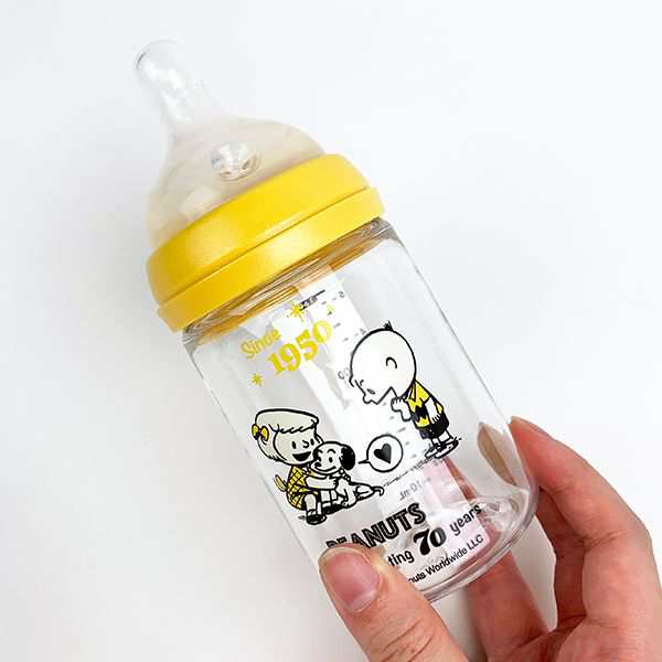 Peanuts スヌーピー スヌーピー 70th おでかけミルクボトル 160ml 哺乳瓶 ベビー お出かけ 食器 キッチン 水筒 クリア グッズの通販はau Pay マーケット Perfect World Tokyo