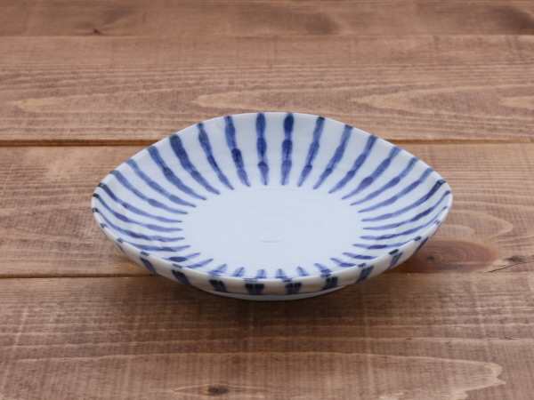 【色: 5点 5寸皿 白、藍色】テーブルウェアイースト 染付け ダミ十草 三角5