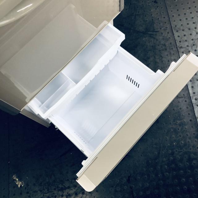 【中古】 【自社配送エリア内限定】 日立 HITACHI 冷蔵庫 2016年製 3ドア 315L クリスタルシャンパン ファン式 右開き R-S3200GV(XN) ファミリー 大型 300L以上 送料無料 設置無料 地域限定 埼玉 東京 千葉 神奈川 RANK_B_4