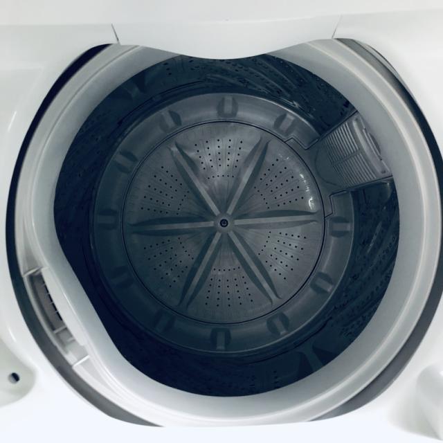 【中古】 【自社配送エリア内限定】 アイリスオーヤマ IRISOHYAMA 洗濯機 2024年製 全自動洗濯機 5.0kg ホワイト 送風 乾燥機能付き IAW-T504(W) 一人暮らし 縦型 送料無料 設置無料 地域限定 埼玉 東京 千葉 神奈川 RANK_B