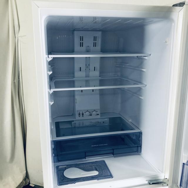 【中古】 【自社配送エリア内限定】 三菱 MITSUBISHI 冷蔵庫 2018年製 3ドア 272L ホワイト ファン式 右開き MR-CX27C-W ファミリー 大型 200L以上 送料無料 設置無料 地域限定 埼玉 東京 千葉 神奈川 RANK_B_2