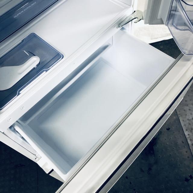 【中古】 【自社配送エリア内限定】 三菱 MITSUBISHI 冷蔵庫 2018年製 3ドア 330L ホワイト ファン式 右開き MR-CX33D-W ファミリー 大型 300L以上 送料無料 設置無料 地域限定 埼玉 東京 千葉 神奈川 RANK_B_3