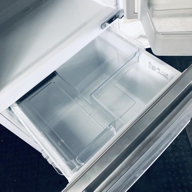 【中古】 【自社配送エリア内限定】 ハイセンス Hisense 冷蔵庫 2020年製 3ドア 282L ホワイト ファン式 右開き HR-D2801W ファミリー 大型 200L以上 送料無料 設置無料 地域限定 埼玉 東京 千葉 神奈川 RANK_B_3