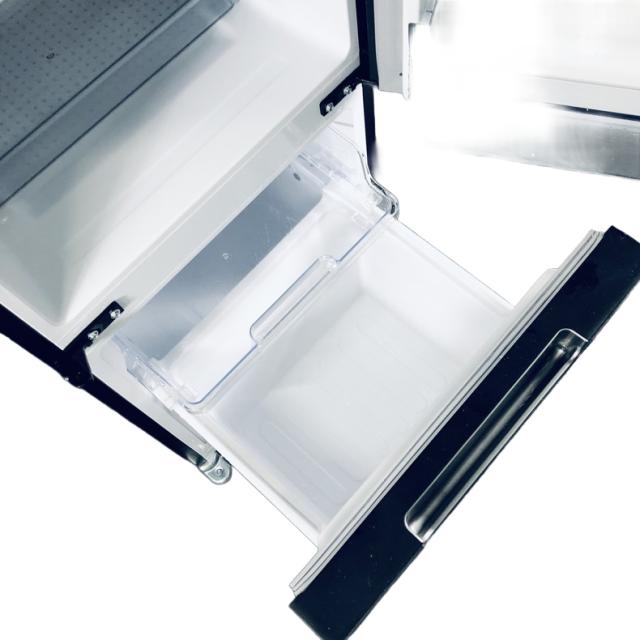 【中古】 【自社配送エリア内限定】 シャープ SHARP 冷蔵庫 2022年製 2ドア 152L ピュアブラック ファン式 両方開き SJ-GD15H-B 一人暮らし 大きめ 奥行60cm以下 送料無料 設置無料 地域限定 埼玉 東京 千葉 神奈川 RANK_B_3
