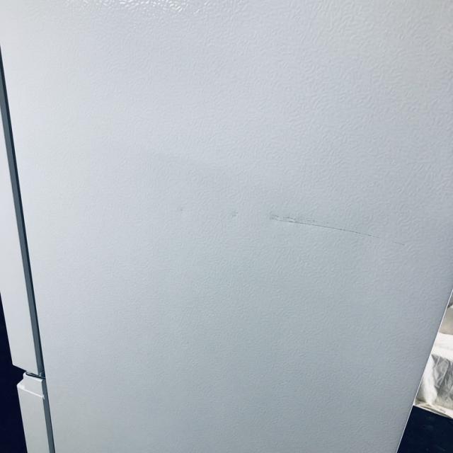 【中古】 【自社配送エリア内限定】 ハイセンス Hisense 冷蔵庫 2025年製 2ドア 175L ホワイト 直冷式 右開き HR-D1701W 一人暮らし 大きめ 奥行60cm以下 送料無料 設置無料 地域限定 埼玉 東京 千葉 神奈川 RANK_B_9