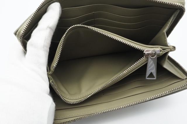 BOTTEGA VENETA ラウンドファスナー長財布 カセット ベージュ A ☆安心の3大保証☆ Aランク ≪BOTTEGA VENETA ボッテガ ヴェネタ