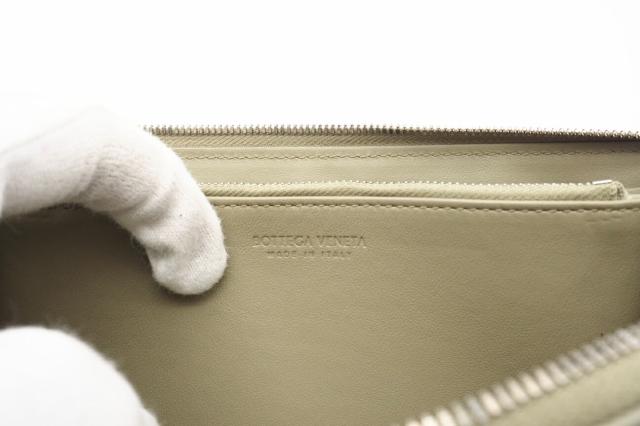 BOTTEGA VENETA ラウンドファスナー長財布 カセット ベージュ A ☆安心の3大保証☆ Aランク ≪BOTTEGA VENETA ボッテガ ヴェネタ