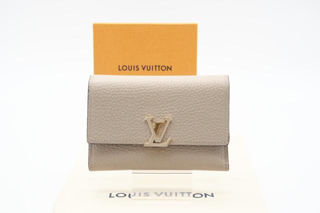 ☆安心の3大保証☆ ABランク ≪LOUIS VUITTON ルイ ヴィトン /三つ折り財布≫ M62159 ポルトフォイユ カプシーヌ コンパクト ガレ ベージュ 送料無料の通販は 35,347円