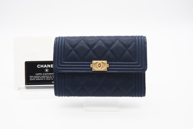 ☆安心の3大保証☆ Aランク ≪CHANEL シャネル/二つ折り財布≫ AP3179 マトラッセ キャビアスキン クラシック カードケース ブラック 美