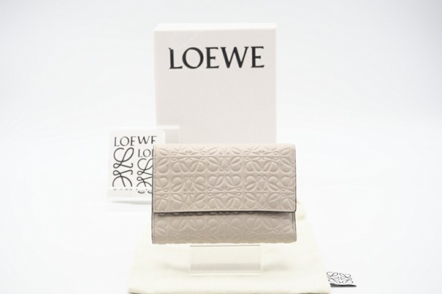 ☆安心の3大保証☆ Bランク ≪LOEWE ロエベ/三つ折り財布≫ C499S97X04 アナグラム リピート スモール バーティカル ウォレット クリーム