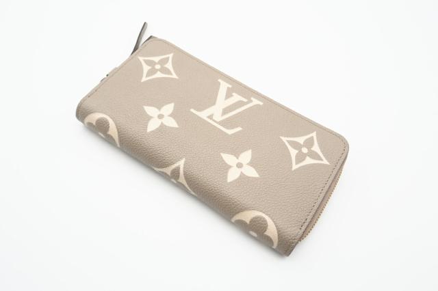 美品】ルイヴィトン アンプラント ヴィクトリーヌ 三つ折財布 マリーヌ