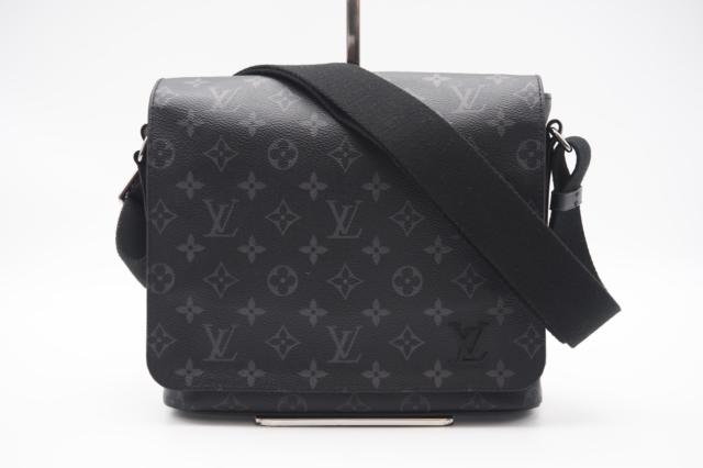 ☆安心の3大保証☆ Bランク ≪LOUIS VUITTON ルイ ヴィトン/ショルダーバッグ≫ M44000 モノグラム エクリプス ディストリクト PM NM ブラック グレーの通販は 144,080円