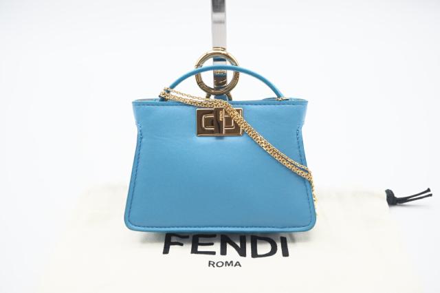 【極美品】FENDI フェンディ ズッカ柄 ハンドバッグ FENDI フェンディ ズッカ柄 モノグラム ハンドバッグ P31308V