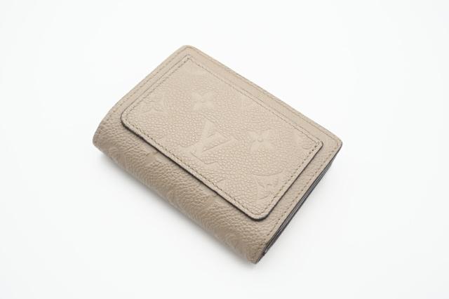 ☆安心の3大保証☆ ABランク ≪LOUIS VUITTON ルイ ヴィトン/ジッピーウォレット≫ M80359 モノグラムアンプラント バイ ザ プール マルチカラー ☆安心の３大保証☆ ABランク ≪LOUIS VUITTON ルイ ヴィトン⁄ジッピー