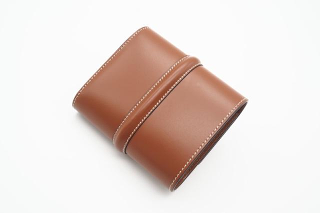 ☆安心の3大保証☆ ABランク ≪CELINE セリーヌ/二つ折り長財布≫ 10B563 カーフスキン ラージ フラップウォレット ペブル グレー 美品 ☆安心の3大保証☆ ABランク ≪CELINE セリーヌ⁄二つ折り長財布